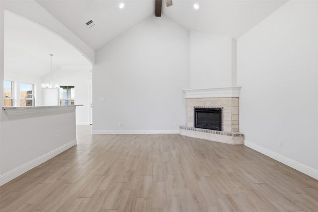 816 Haley Street, Springtown, TX 76082