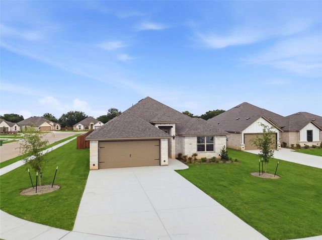 816 Haley Street, Springtown, TX 76082