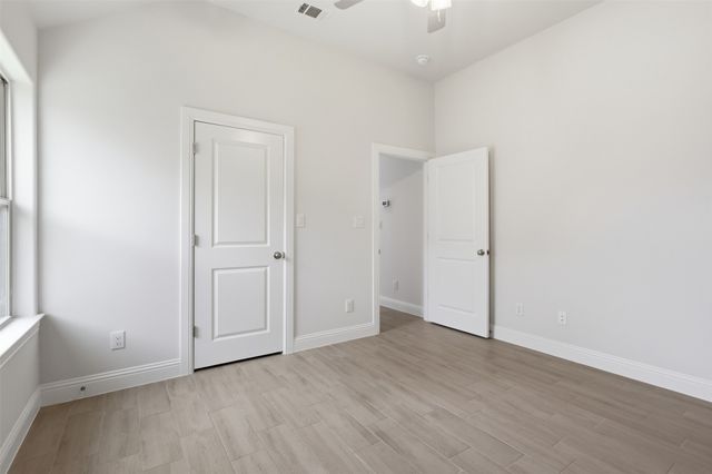 816 Haley Street, Springtown, TX 76082