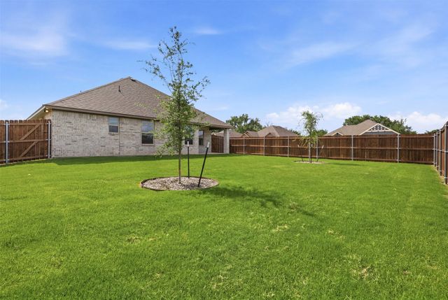 816 Haley Street, Springtown, TX 76082
