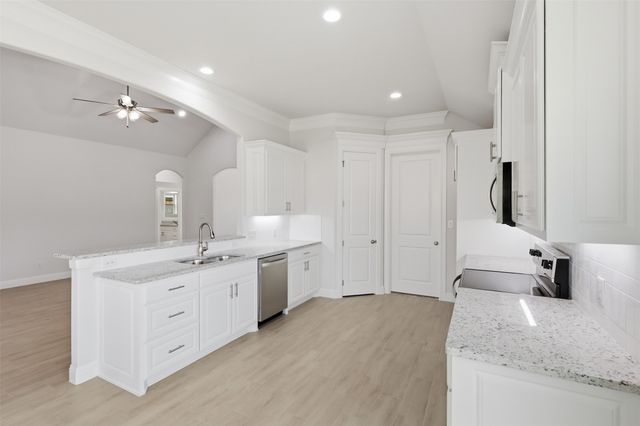 816 Haley Street, Springtown, TX 76082