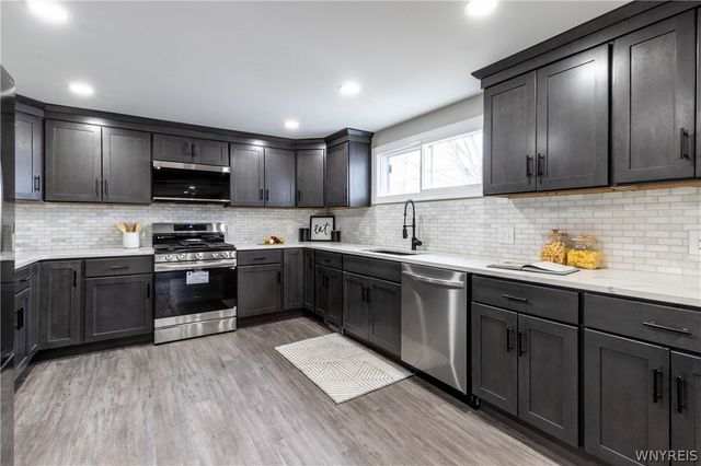 789 Lake Street, Evans, NY 14006