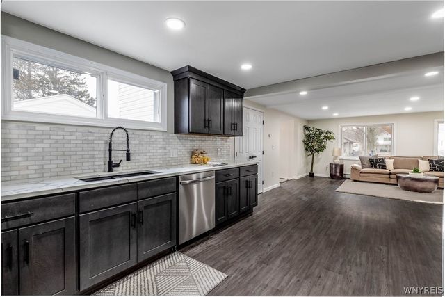 789 Lake Street, Evans, NY 14006