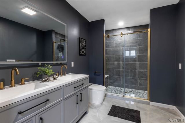 789 Lake Street, Evans, NY 14006