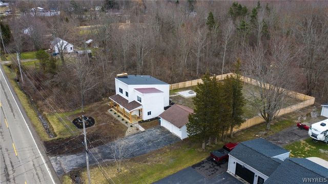 789 Lake Street, Evans, NY 14006