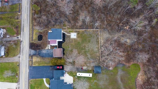 789 Lake Street, Evans, NY 14006