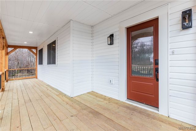 789 Lake Street, Evans, NY 14006