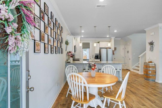 405 Oak View Way, Summerville, SC 29483