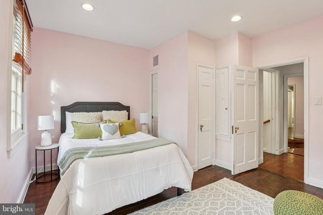 323 S CAMAC ST, Philadelphia, PA 19107