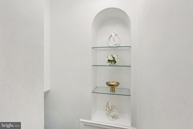 323 S CAMAC ST, Philadelphia, PA 19107