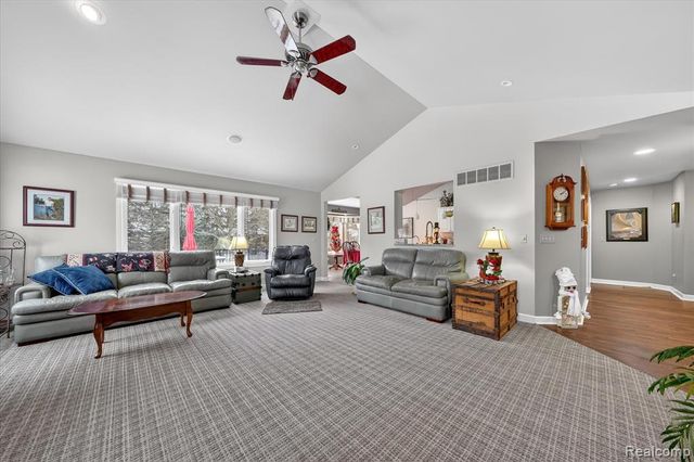 68649 Cornerstone Drive, Washington, MI 48095