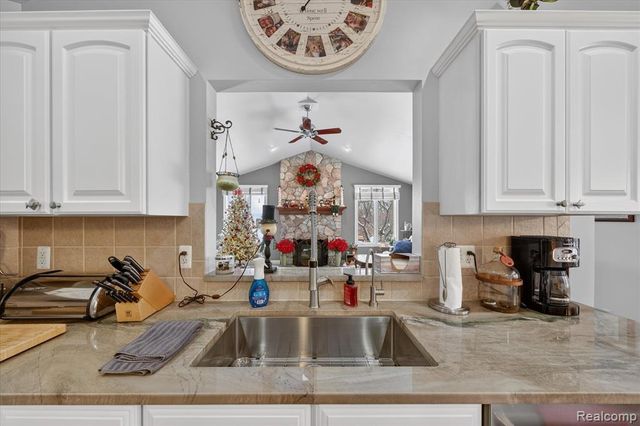 68649 Cornerstone Drive, Washington, MI 48095