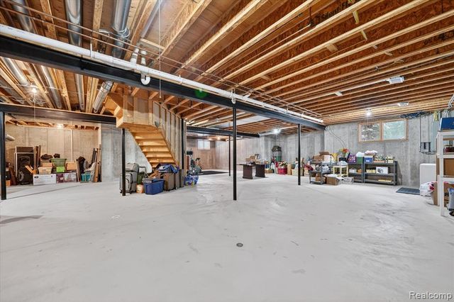 68649 Cornerstone Drive, Washington, MI 48095