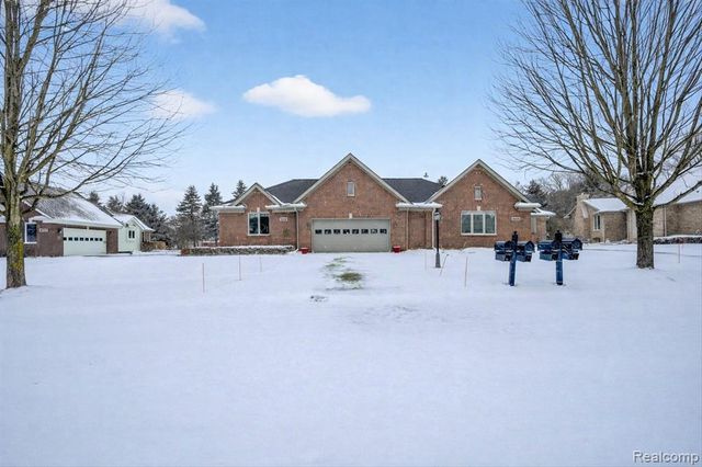 68649 Cornerstone Drive, Washington, MI 48095