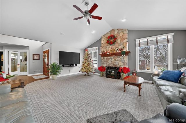 68649 Cornerstone Drive, Washington, MI 48095