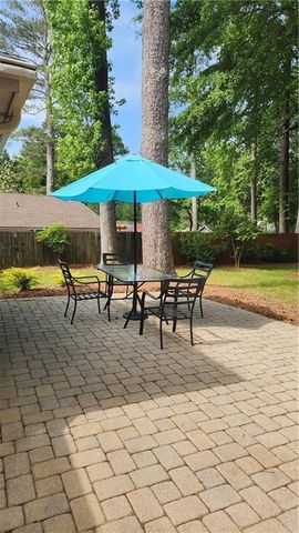 2132 Clairmont Road, Decatur, GA 30033