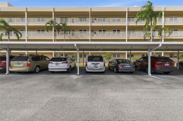 9950 62ND TERRACE N 415, St Petersburg, FL 33708