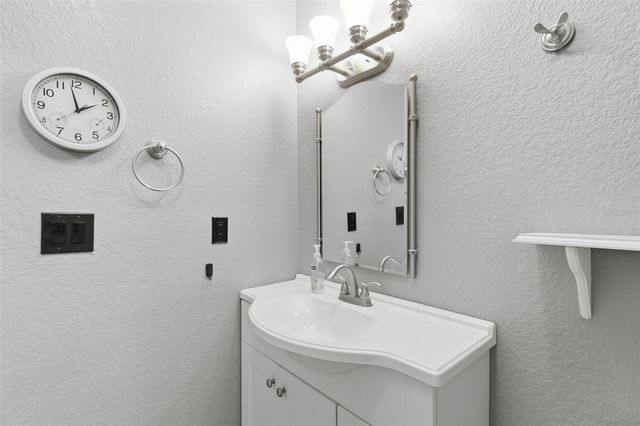 9950 62ND TERRACE N 415, St Petersburg, FL 33708