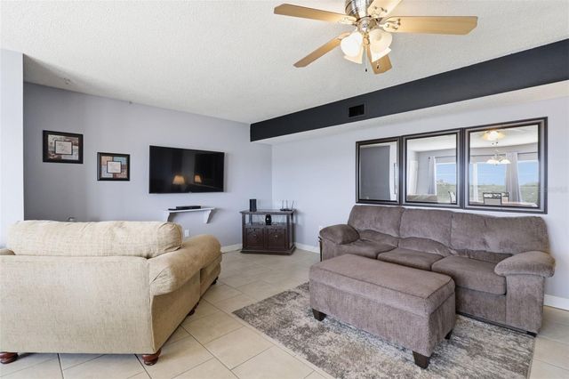 9950 62ND TERRACE N 415, St Petersburg, FL 33708