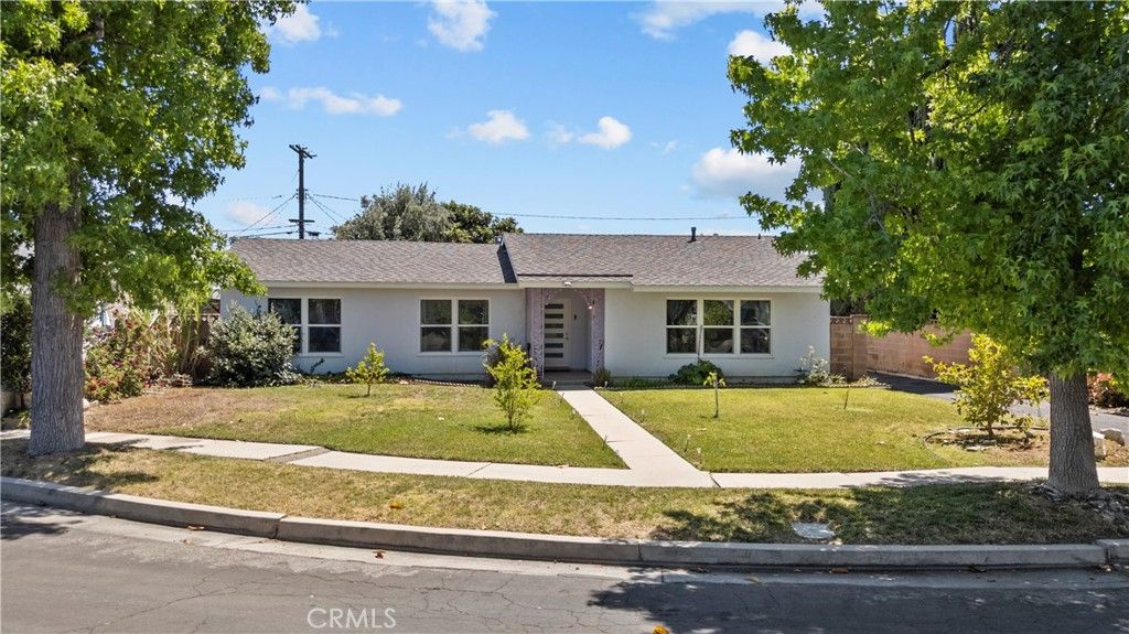20110 Kinzie, Chatsworth, CA 91311