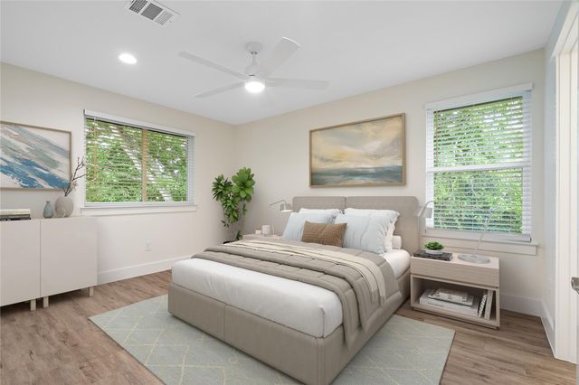 5702 Palo Blanco LN B, Austin, TX 78744