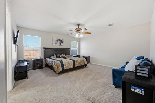 8721 Hunters Point Way, Fort Worth, TX 76123