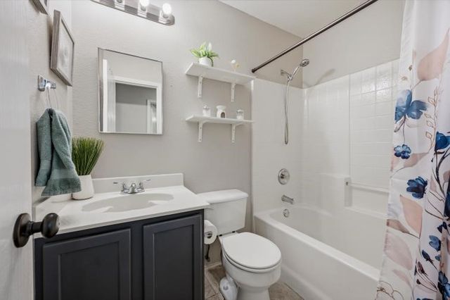 8721 Hunters Point Way, Fort Worth, TX 76123