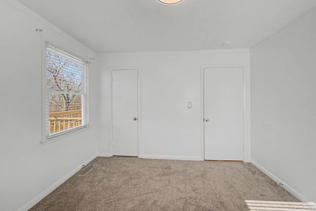 3827 Sentinel Dr, Nashville, TN 37209