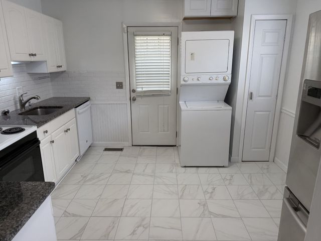 3827 Sentinel Dr, Nashville, TN 37209