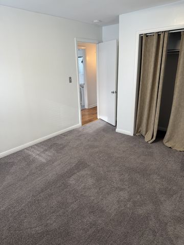 3827 Sentinel Dr, Nashville, TN 37209