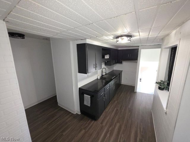 20632 Woodstock Avenue, Fairview Park, OH 44126