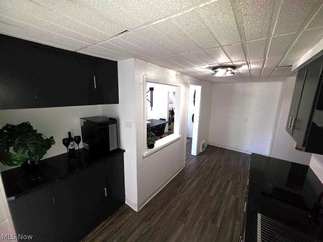20632 Woodstock Avenue, Fairview Park, OH 44126