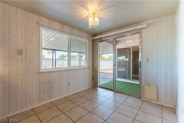 1848 Golden Shadow Drive, Henderson, NV 89002