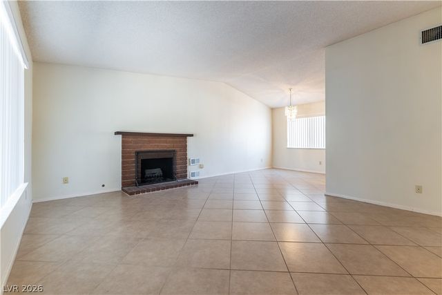 1848 Golden Shadow Drive, Henderson, NV 89002
