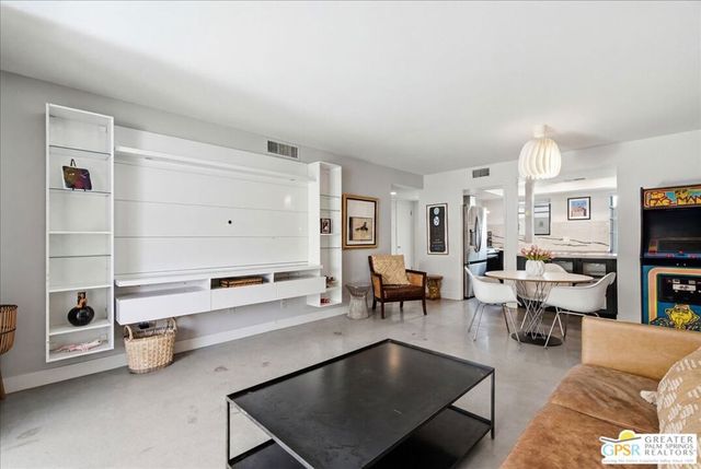 1150 E Palm Canyon Drive 40, Palm Springs, CA 92264