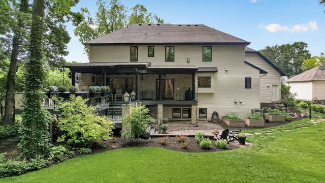 8462 152nd Place, Savage, MN 55378