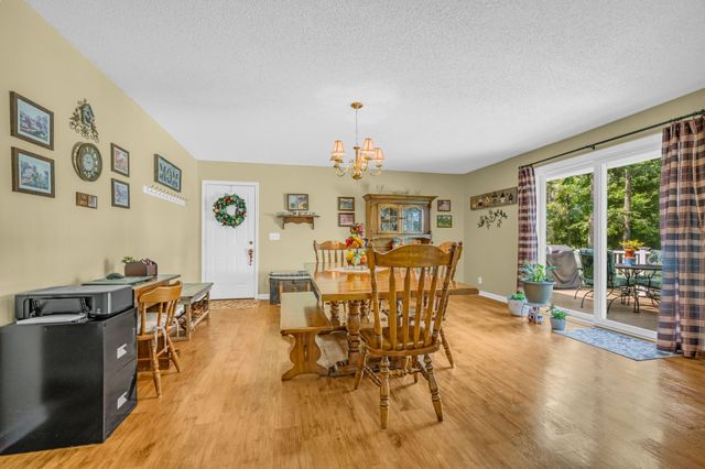 502 Bob Hollow Rd, Burns, TN 37029