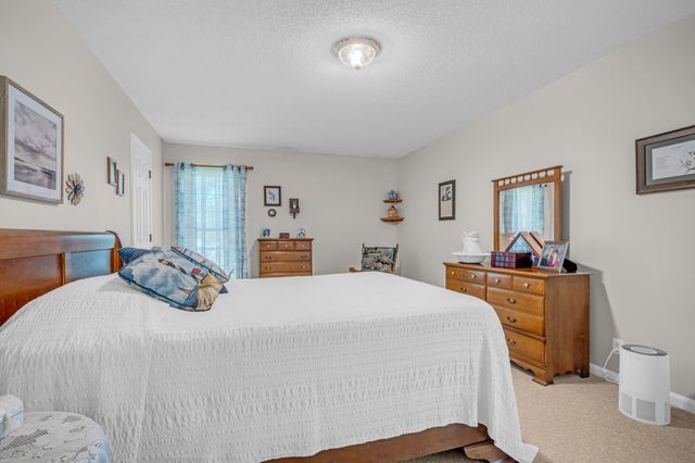 502 Bob Hollow Rd, Burns, TN 37029