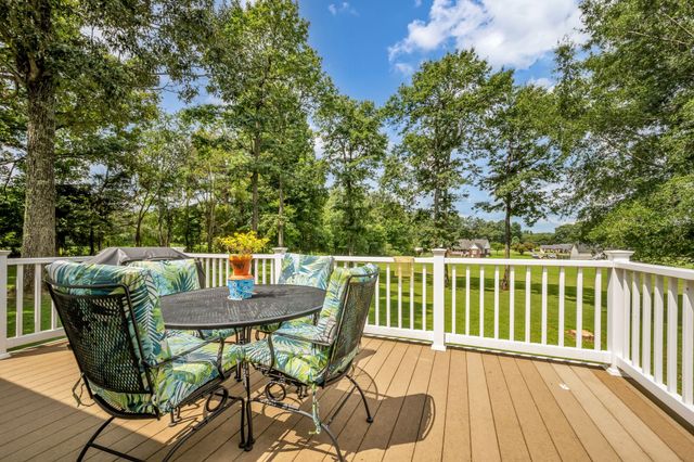 502 Bob Hollow Rd, Burns, TN 37029