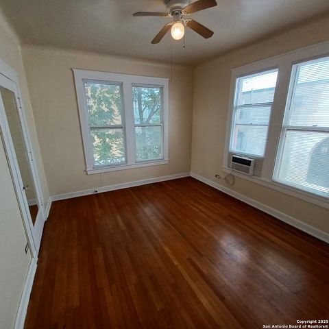 215 W Magnolia Ave Apt C, San Antonio, TX 78212