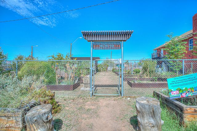 930 N 9TH Street 2, Phoenix, AZ 85006