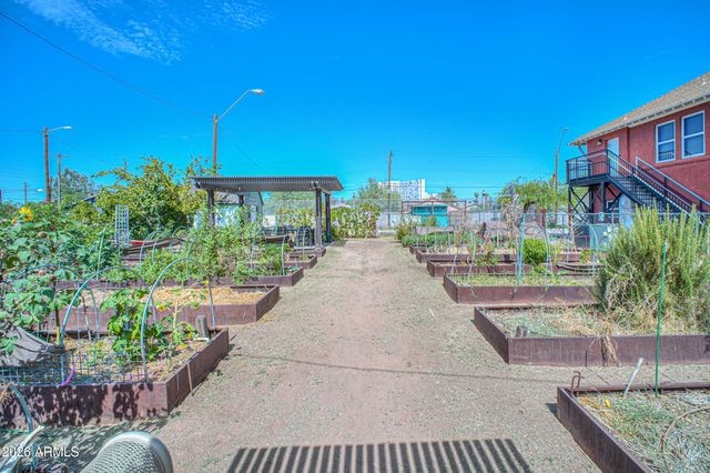 930 N 9TH Street 2, Phoenix, AZ 85006