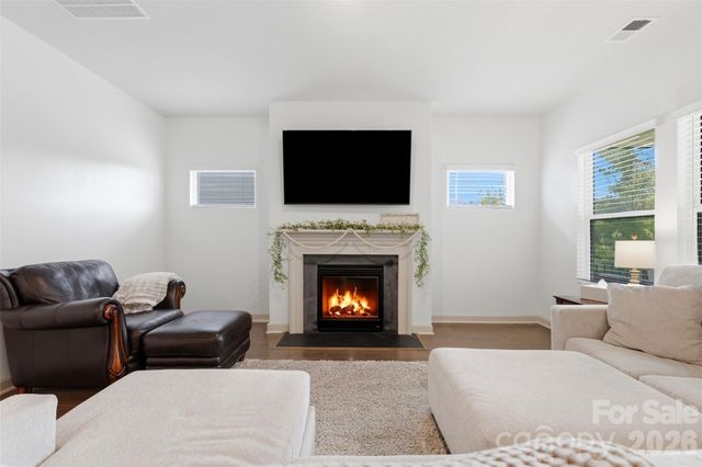 932 Rachel Anne Drive, Belmont, NC 28012