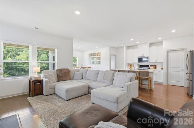 932 Rachel Anne Drive, Belmont, NC 28012