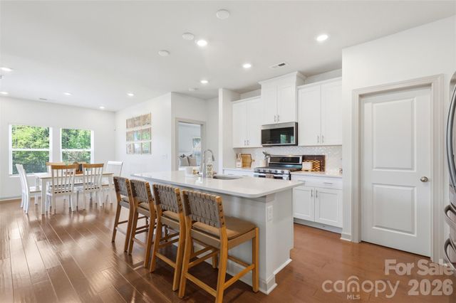 932 Rachel Anne Drive, Belmont, NC 28012