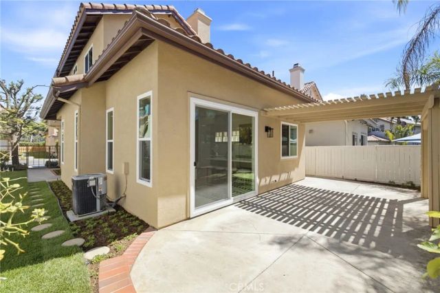 4 Via Jacinto, Rancho Santa Margarita, CA 92688