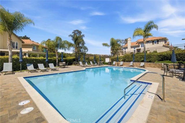 4 Via Jacinto, Rancho Santa Margarita, CA 92688