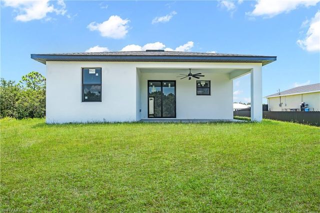 433 Rayford ST, Lehigh Acres, FL 33974
