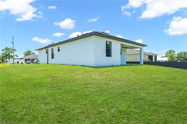 433 Rayford ST, Lehigh Acres, FL 33974