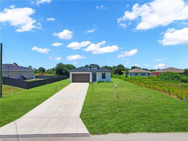 433 Rayford ST, Lehigh Acres, FL 33974